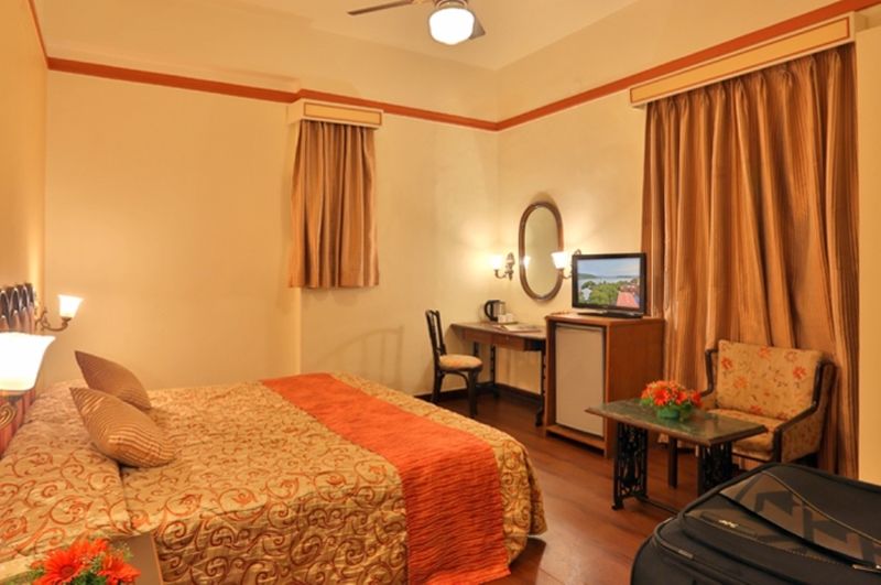 Hotel Mandovi Panaji Esterno foto