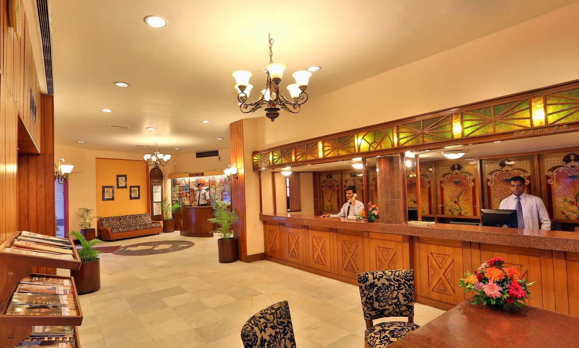 Hotel Mandovi Panaji Esterno foto