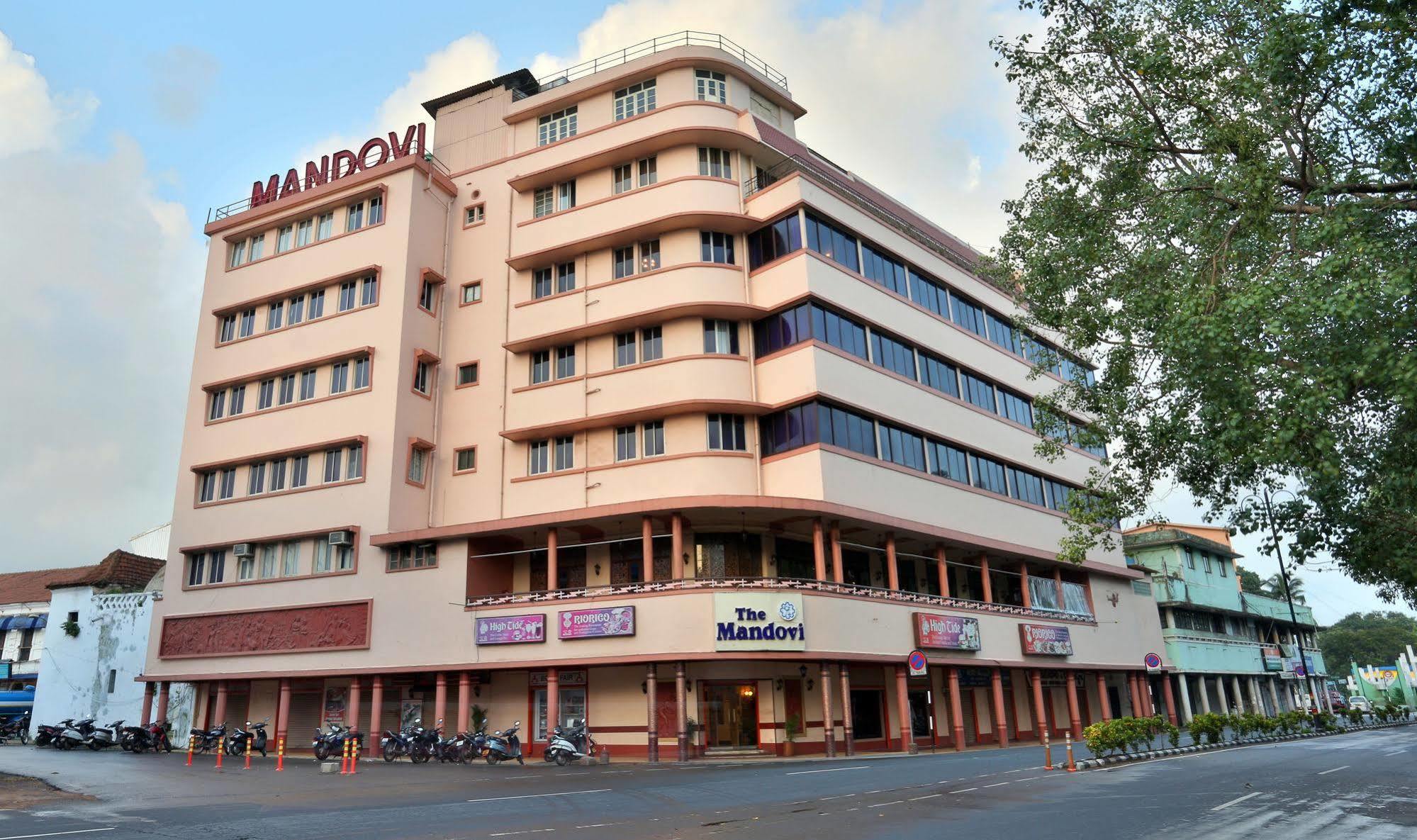 Hotel Mandovi Panaji Esterno foto